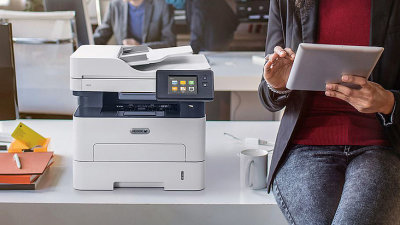 Xerox B215: беспроводной интеллектуал