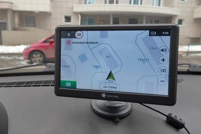 NAVITEL E707 Magnetic: путеводитель для Замкадья и не только