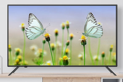 KIVI 43U710KB: UHD за разумные деньги